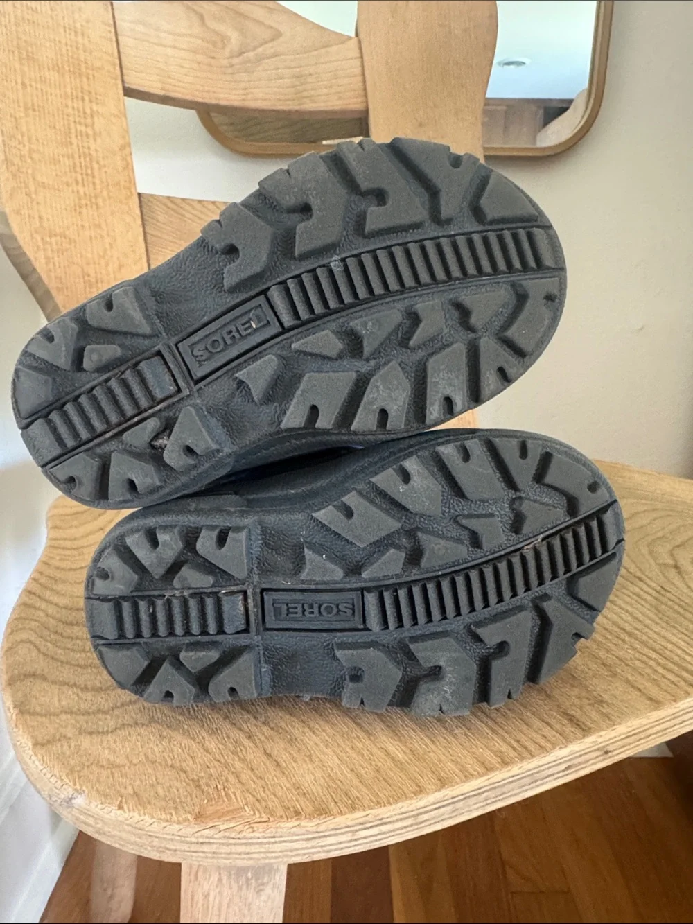 Sorel Kids Black Blue Yellow Insulated Snow Boots